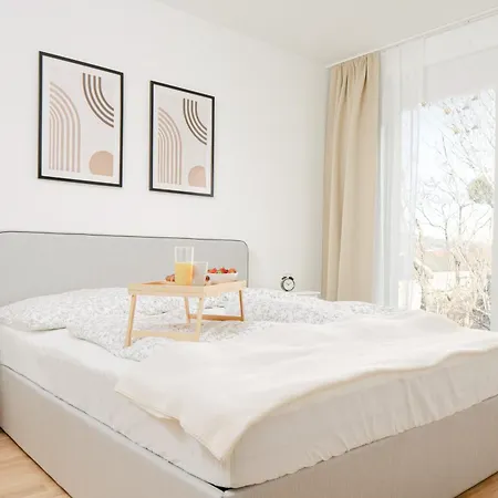 Whats-app Self-check-in - Am Hauptbahnhof *