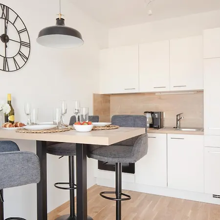 Whats-app Self-check-in - Am Hauptbahnhof *