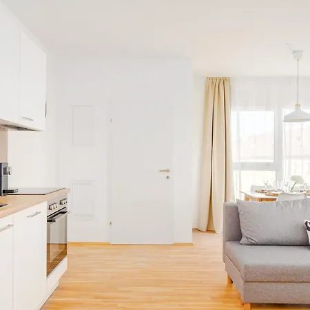 Whats-app Self-check-in - Am Hauptbahnhof Apartment Graz