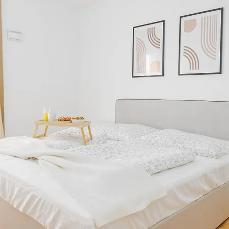 Apartment Whats-app Self-check-in - Am Hauptbahnhof *